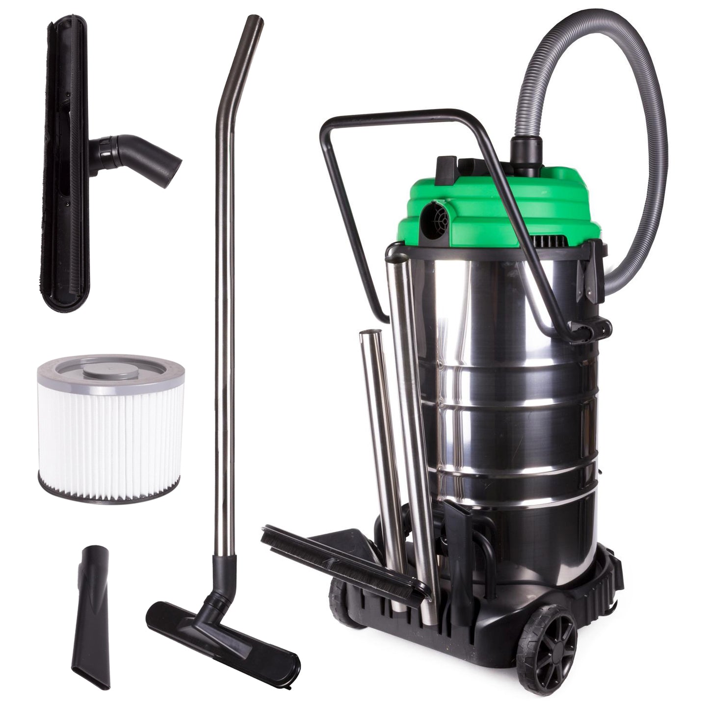 Industriesauger mit grünem Deckel, großem Edelstahlbehälter und Rädern. Grauer Saugschlauch oben angeschlossen. Rundherum Zubehör: zwei Metallrohre, Bodenaufsatz mit Rohr, Fugendüse und weißer HEPA-Filter mit grauem Rand